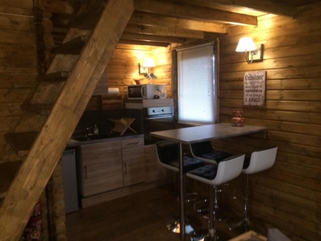 Gites Les Chalets Vezzani Spa Luaran gambar